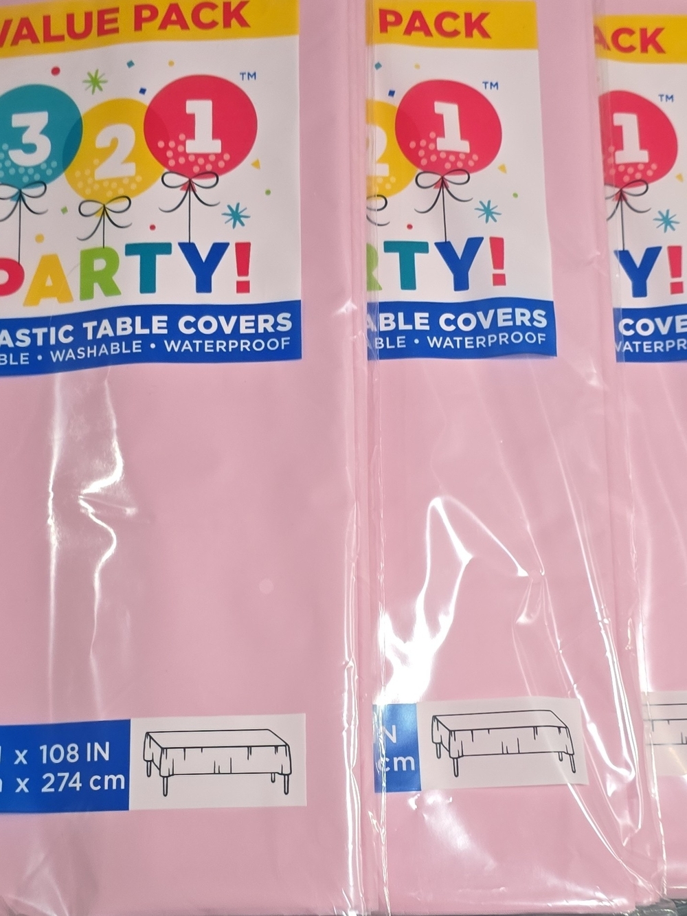 Party! Pink Plastic Table Covers – Waterproof Pack